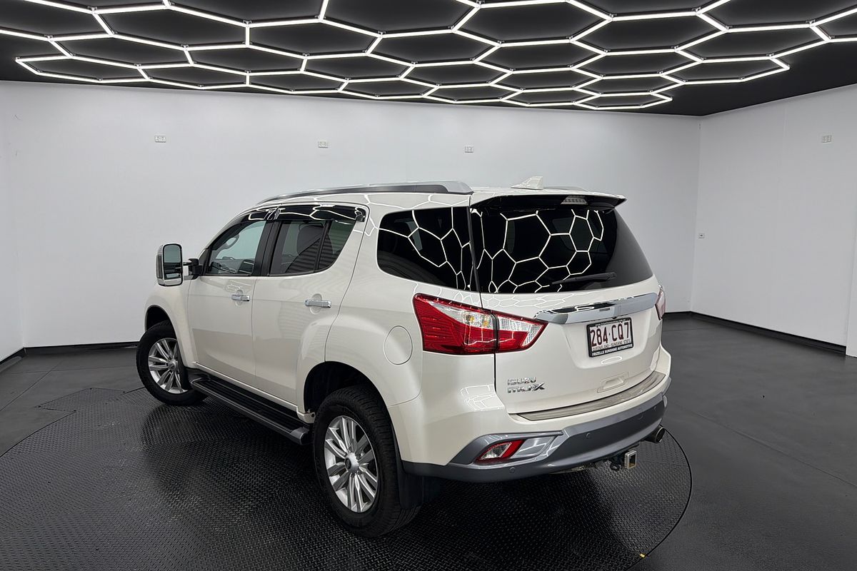 2017 Isuzu MU-X LS-T