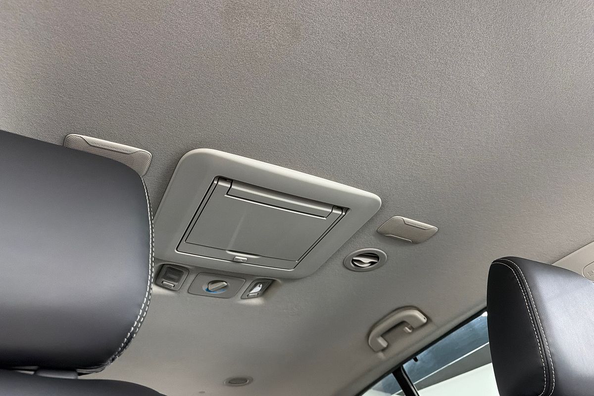 2017 Isuzu MU-X LS-T