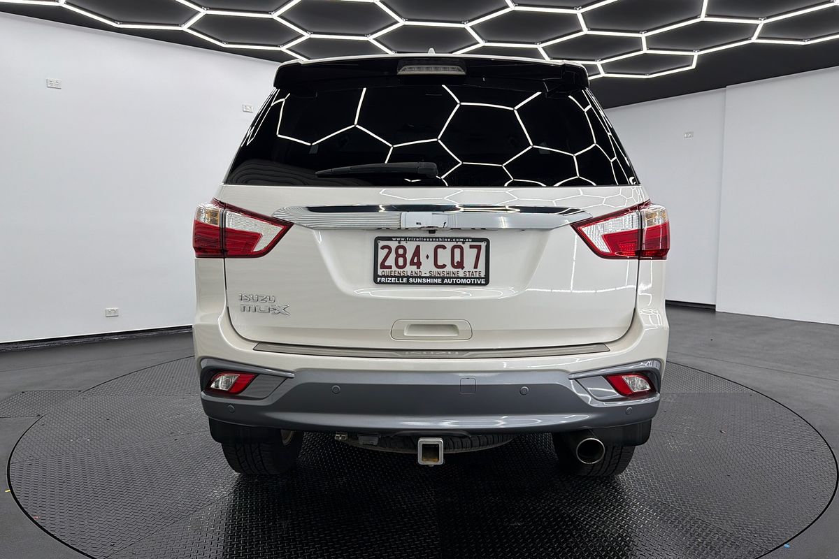 2017 Isuzu MU-X LS-T