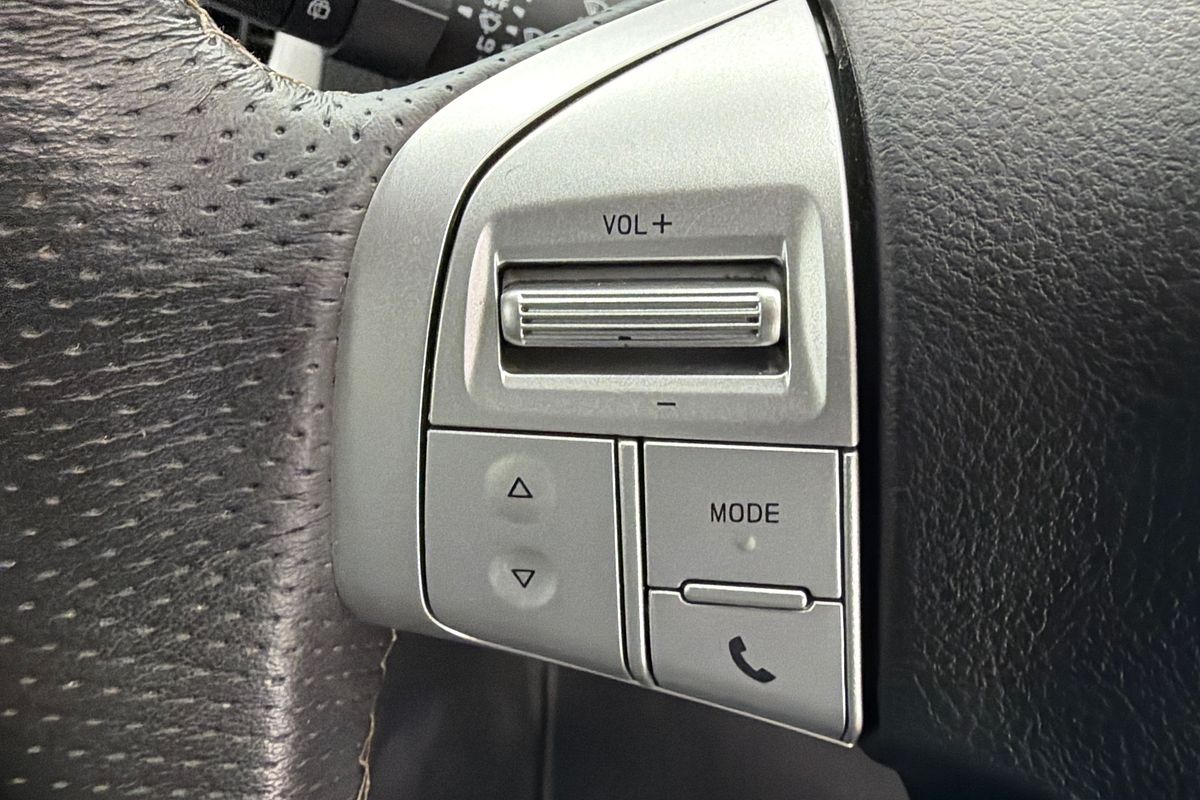 2017 Isuzu MU-X LS-T