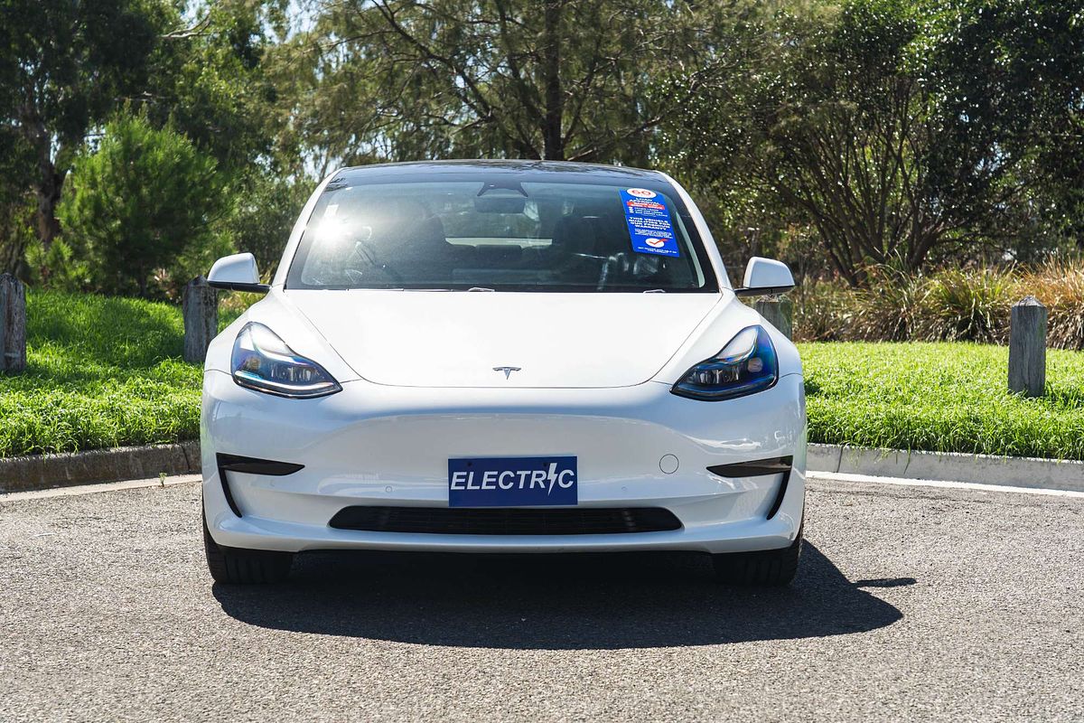 2022 Tesla Model 3 Rear-Wheel Drive