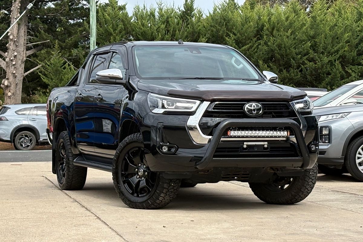 2021 Toyota Hilux SR5 GUN126R 4X4