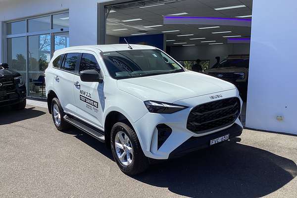 2025 Isuzu MU-X LS-M