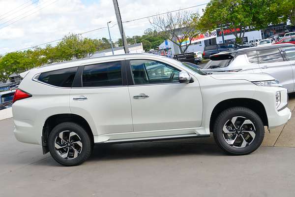 2025 Mitsubishi Pajero Sport GLS QG thumb-4