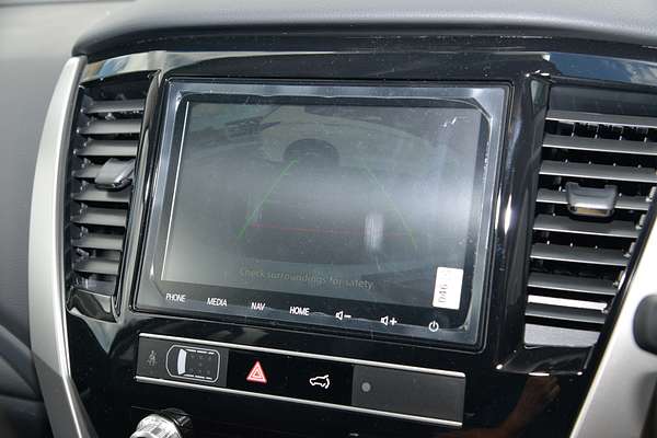 2025 Mitsubishi Pajero Sport GLS QG thumb-12