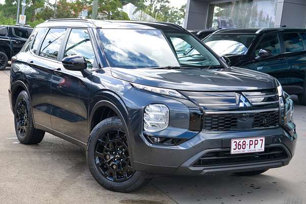 2025 Mitsubishi Outlander LS ZM thumb-0