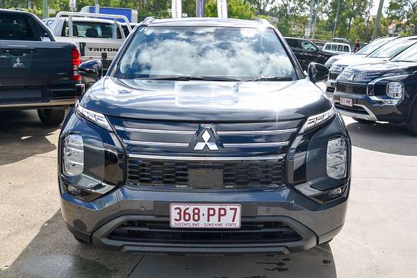 2025 Mitsubishi Outlander LS ZM thumb-2