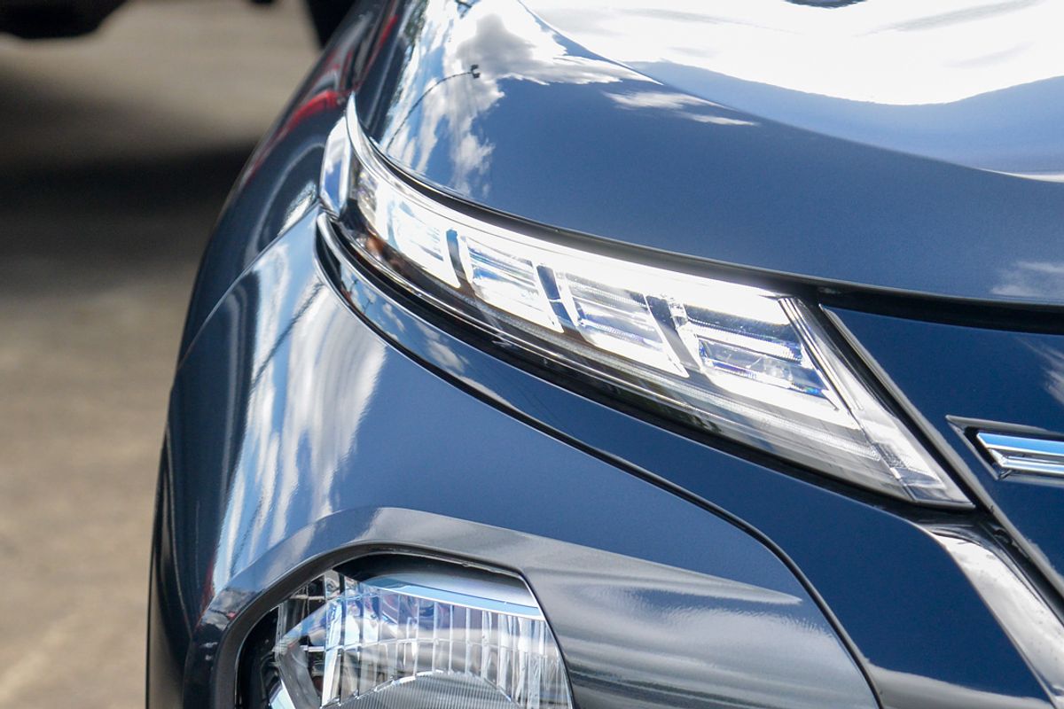 2025 Mitsubishi Outlander LS ZM