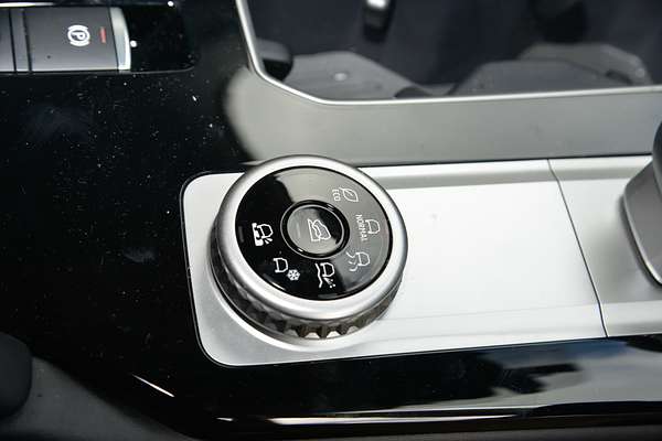 2025 Mitsubishi Outlander LS ZM thumb-13