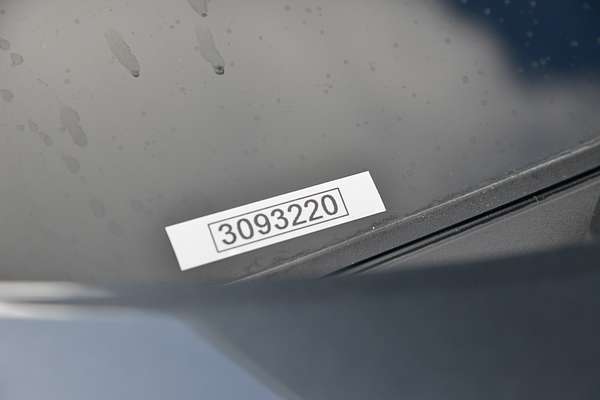 2025 Mitsubishi Outlander LS ZM thumb-21