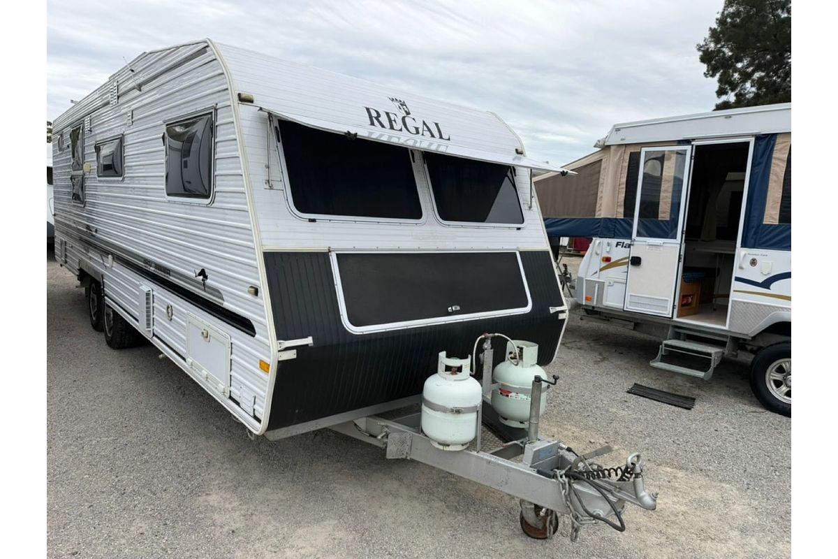 2011 Regal Commander RSV 7.3m (24ft)