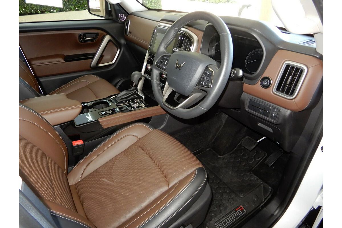 2025 Mahindra Scorpio Z8L+