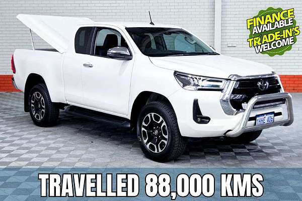 2021 Toyota Hilux SR5 GUN126R 4X4