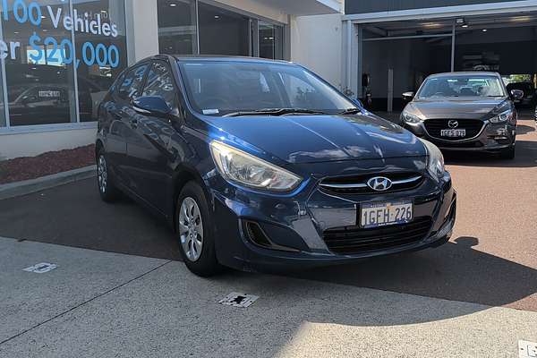 2017 Hyundai Accent Active RB4