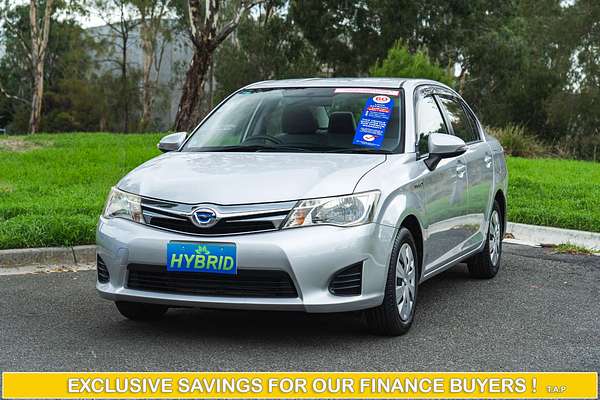 2013 Toyota Corolla AXIO (HYBRID) NKE165