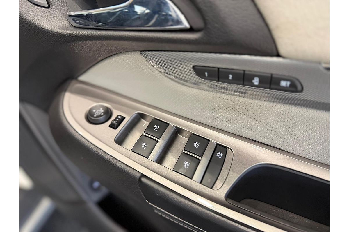 2016 Holden Calais in Silver | Used Sedan | Stock #U38665 | Hoppers ...