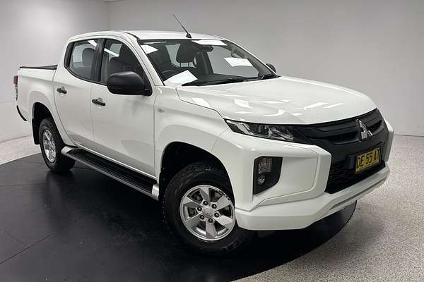 2022 Mitsubishi Triton GLX+ MR 4X4