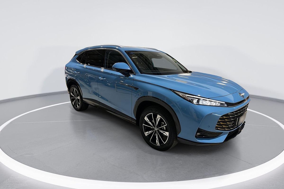 2024 MG HS Essence AS33