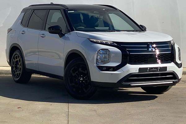 2026 Mitsubishi Outlander LS ZM