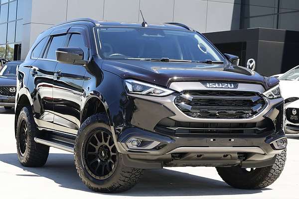 2023 Isuzu MU-X LS-T