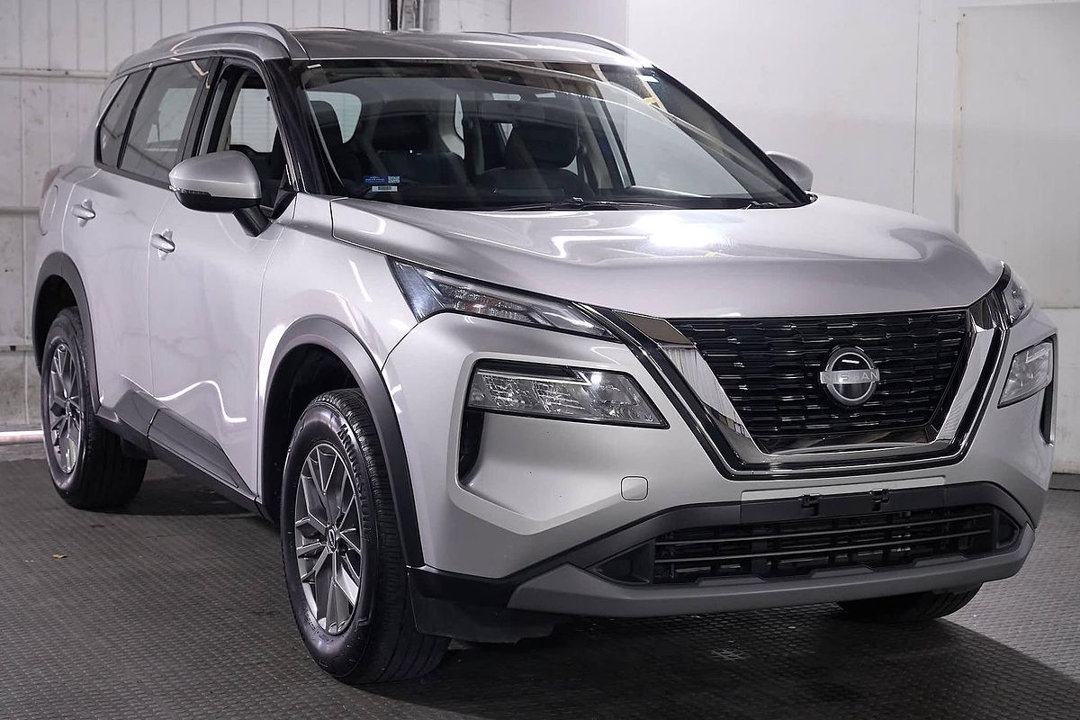 2024 Nissan X-TRAIL ST T33