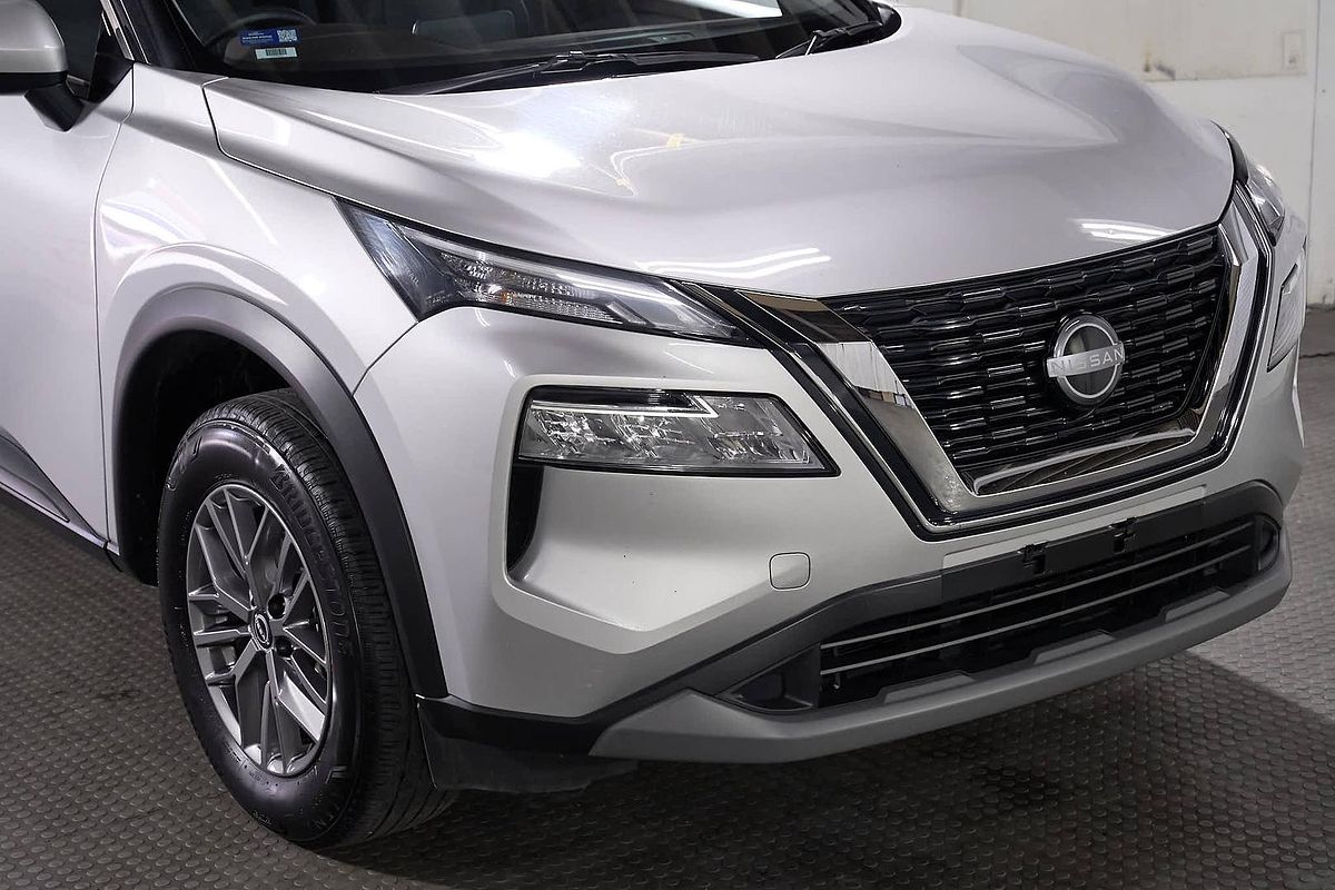 2024 Nissan X-TRAIL ST T33