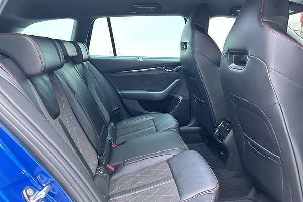 2023 SKODA Octavia RS NX thumb-11