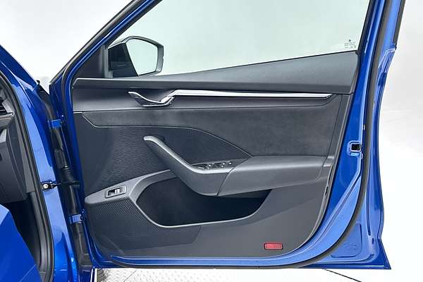 2023 SKODA Octavia RS NX thumb-18