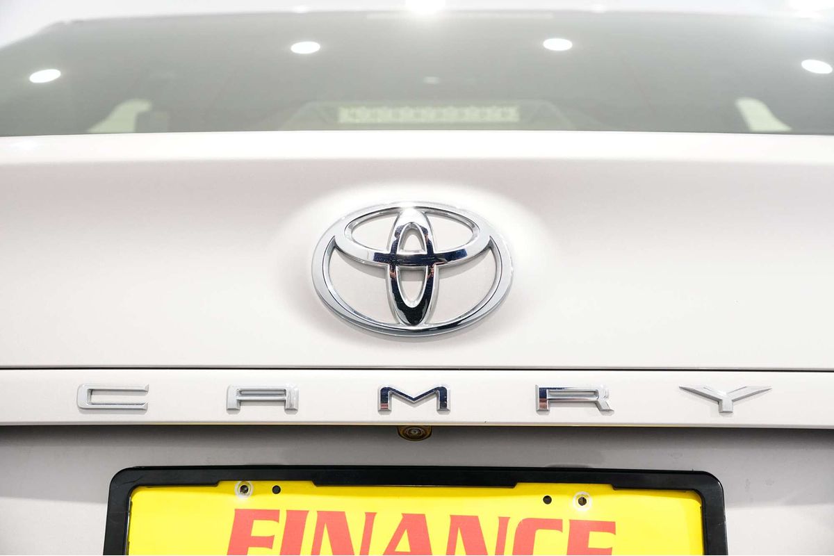 2019 Toyota Camry Ascent ASV70R