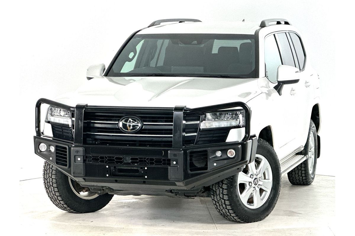 2023 Toyota Landcruiser GXL FJA300R