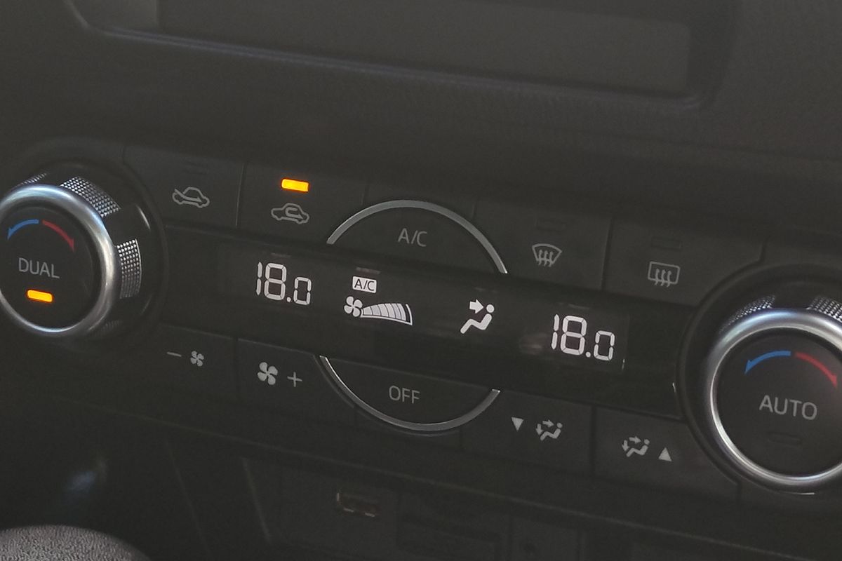 2022 Mazda MX-30 G20e Evolve DR Series