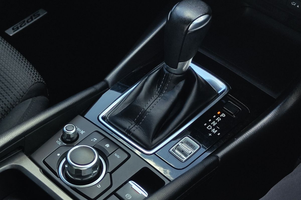 2022 Mazda MX-30 G20e Evolve DR Series