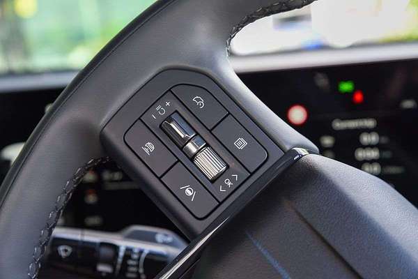 2025 Kia Tasman S TK Rear Wheel Drive thumb-13