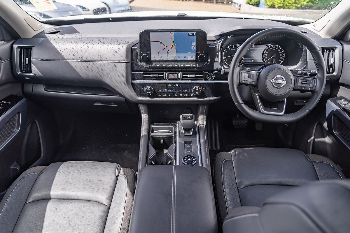 2024 Nissan Pathfinder Ti R53