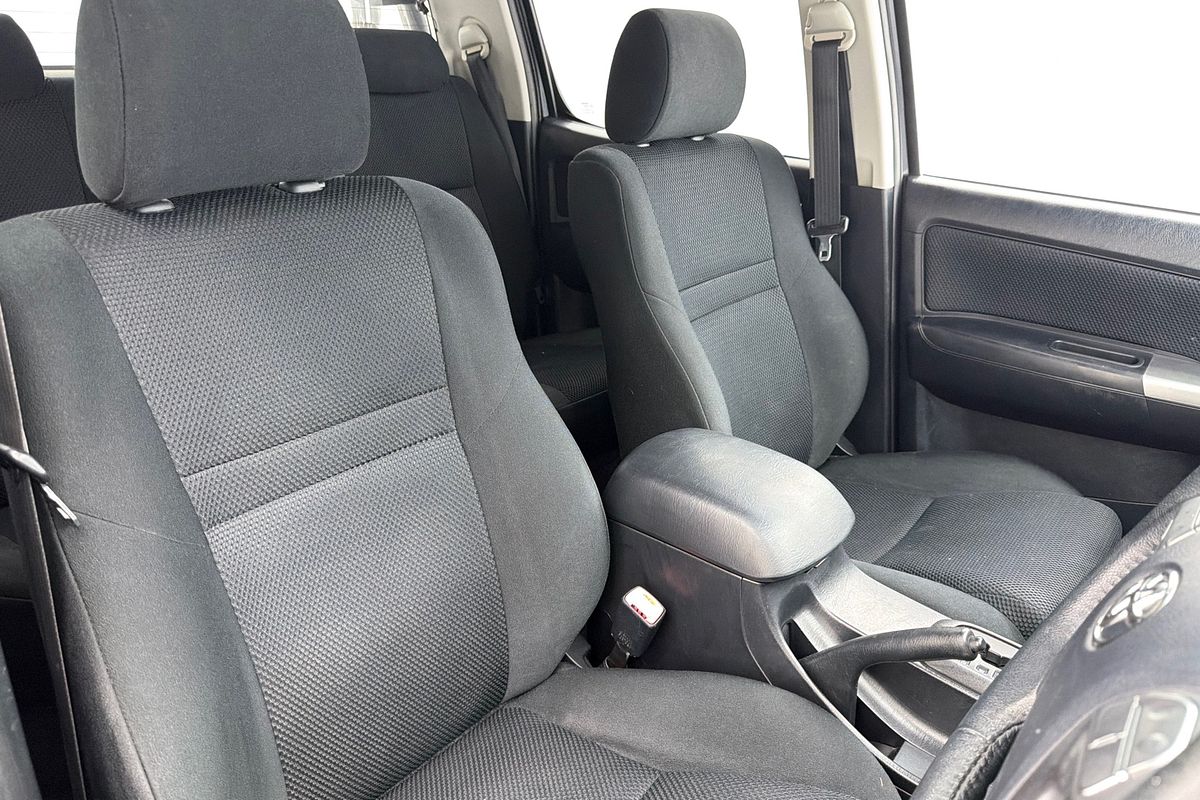 2014 Toyota Hilux SR5 KUN26R 4X4