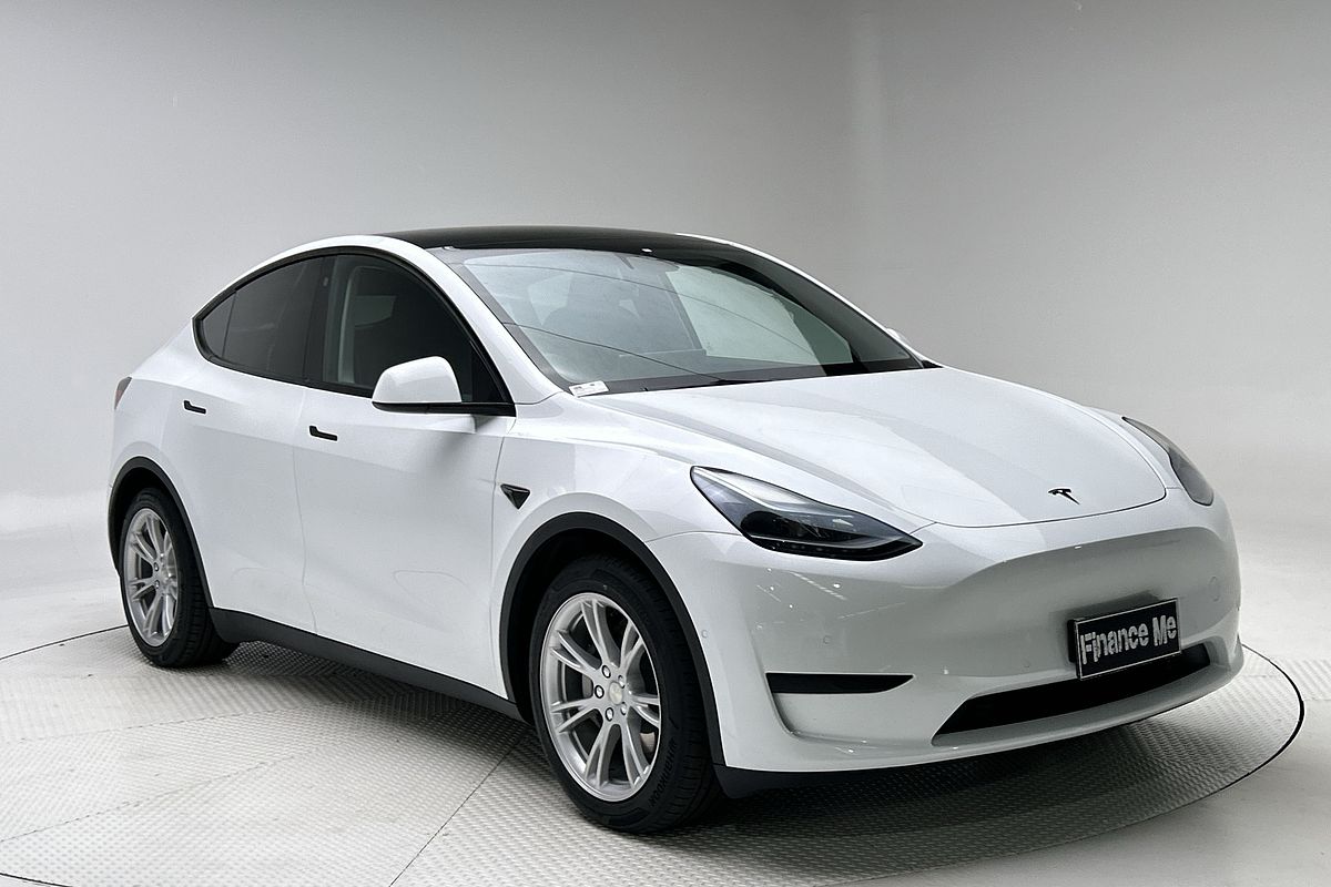 2023 Tesla Model Y Rear-Wheel Drive