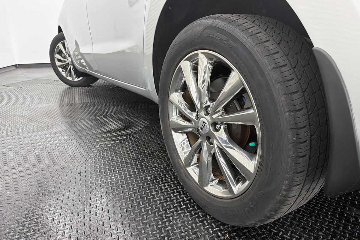 2019 Kia Carnival Platinum YP