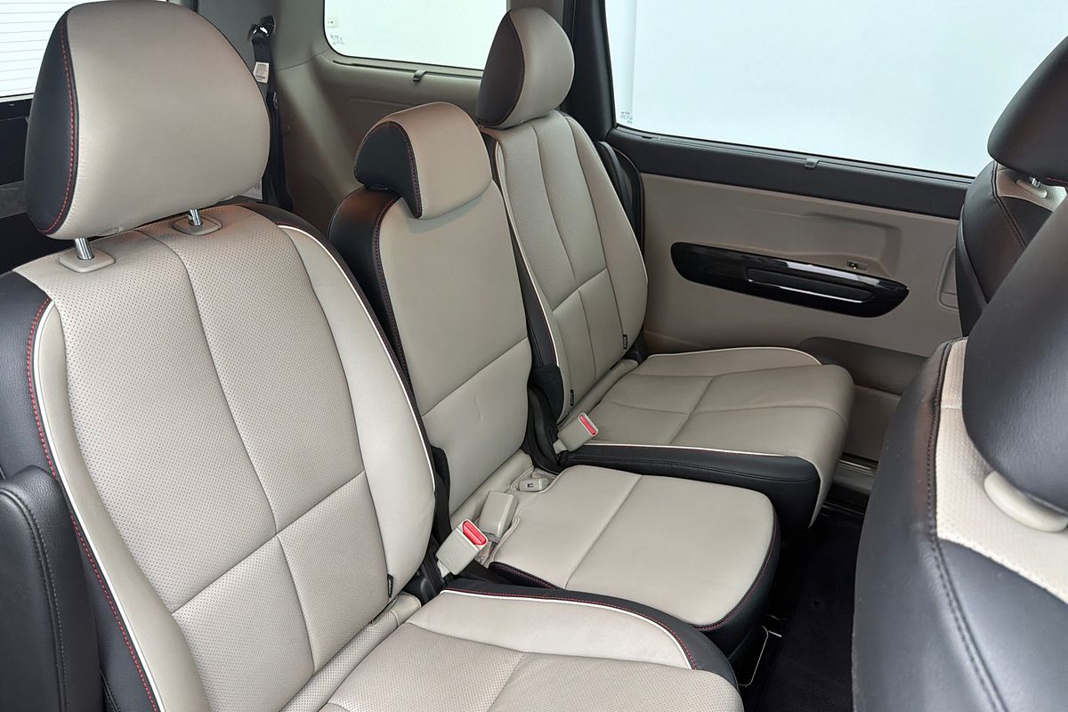 2019 Kia Carnival Platinum YP