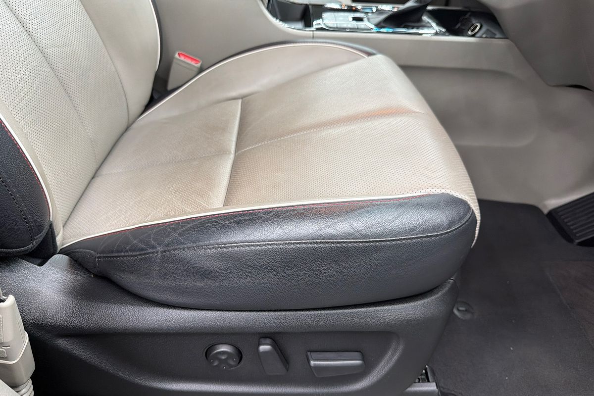 2019 Kia Carnival Platinum YP