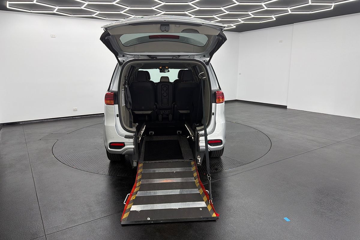 2019 Kia Carnival Platinum YP