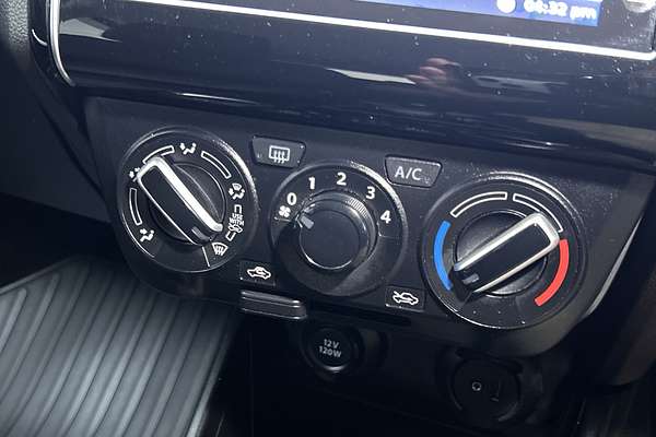 2023 Suzuki Swift GL AZ Series II thumb-16