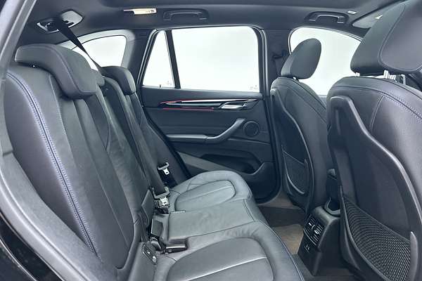 2022 BMW X1 sDrive20i F48 LCI thumb-11