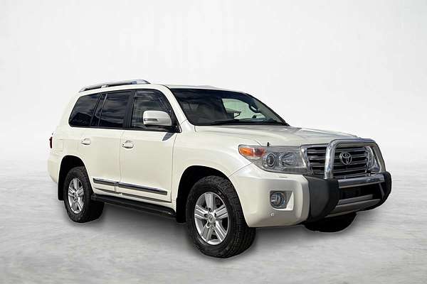 2015 Toyota Landcruiser Sahara VDJ200R