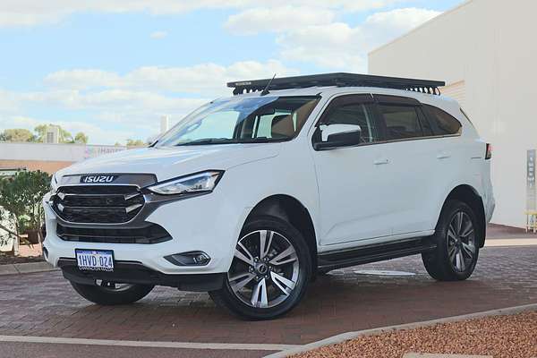 2023 Isuzu MU-X LS-T