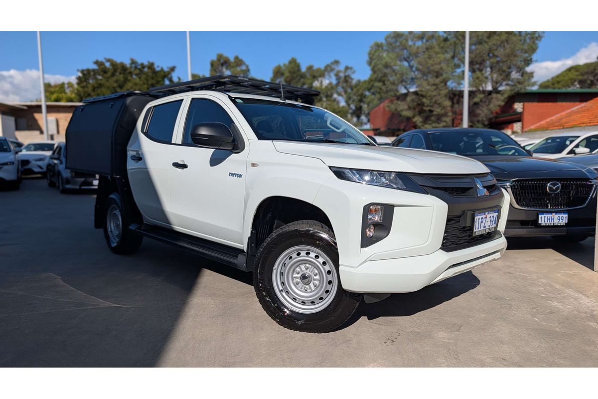 2024 Mitsubishi Triton GLX MR 4X4