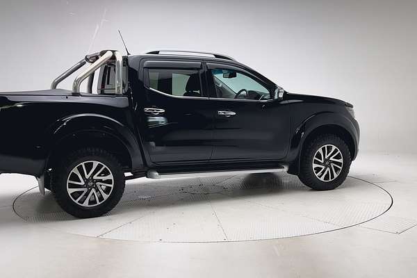 2019 Nissan Navara ST-X D23 Series 3 4X4 thumb-2