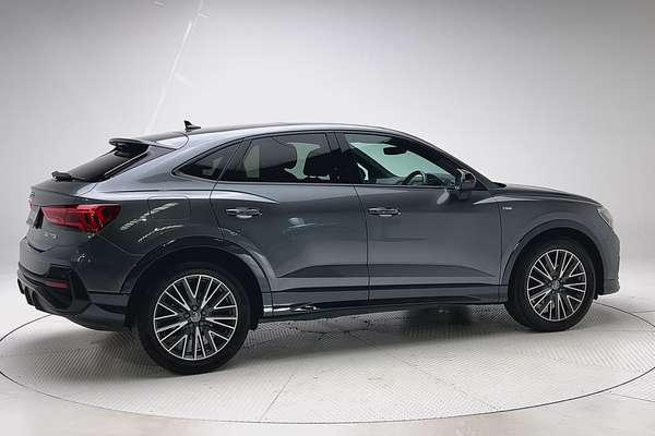 2020 Audi Q3 35 TFSI S line F3 thumb-2