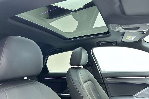 2020 Audi Q3 35 TFSI S line F3 thumb-14