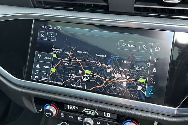 2020 Audi Q3 35 TFSI S line F3 thumb-15