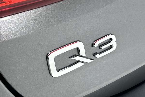 2020 Audi Q3 35 TFSI S line F3 thumb-21